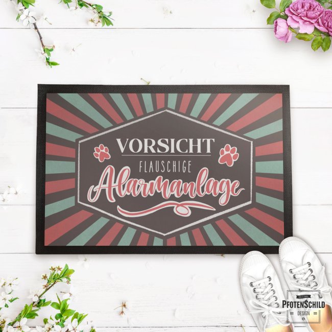 Fu&szlig;matte mit Spruch - Vorsicht! Flauschige Alarmanlage - 75 x 50 cm