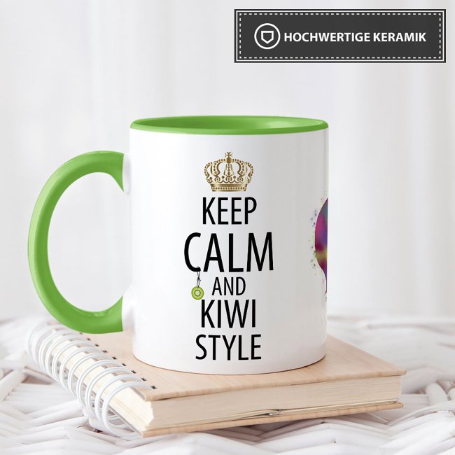 Tasse mit Spruch - Kiwi Tasse - Keep Calm and Kiwi Style - Innen &amp; Henkel Hellgr&uuml;n