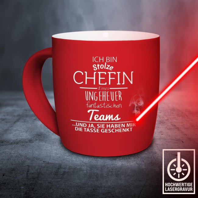 Tasse mit Lasergravur - Stolze Chefin eines fantastischen Teams - Rot
