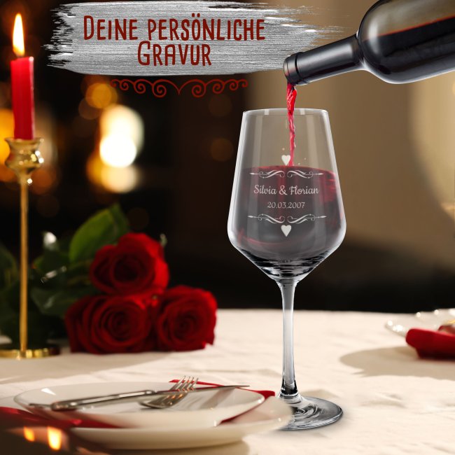 Rotweinglas mit Gravur - Herz - mit Namen und Datum