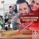 Fotoaufsteller mit Fotocollage und graviertem Holzsockel...