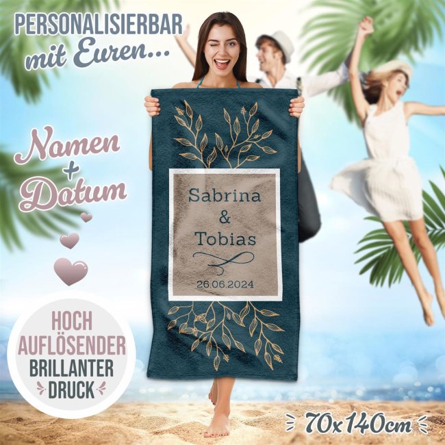 Personalisierbares Handtuch zur Hochzeit - Bl&auml;tter - mit Namen und Datum - 2 Gr&ouml;&szlig;en