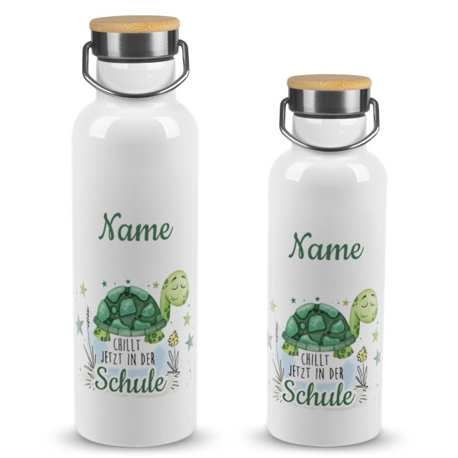 Trinkflasche mit Bambusdeckel zur Einschulung - Chillt in der Schule - mit Name gestalten