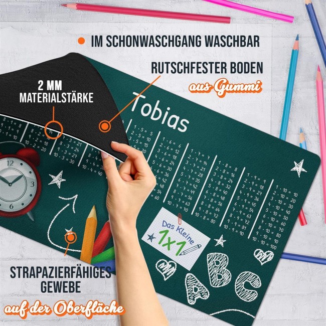 Schreibtischunterlage f&uuml;r Kinder - Tafel mit kleinem 1x1 - mit Name personalisierbar - 60 x 35 cm
