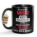 Schwarze Tasse mit Spruch - Nicht qualifiziert genug -...