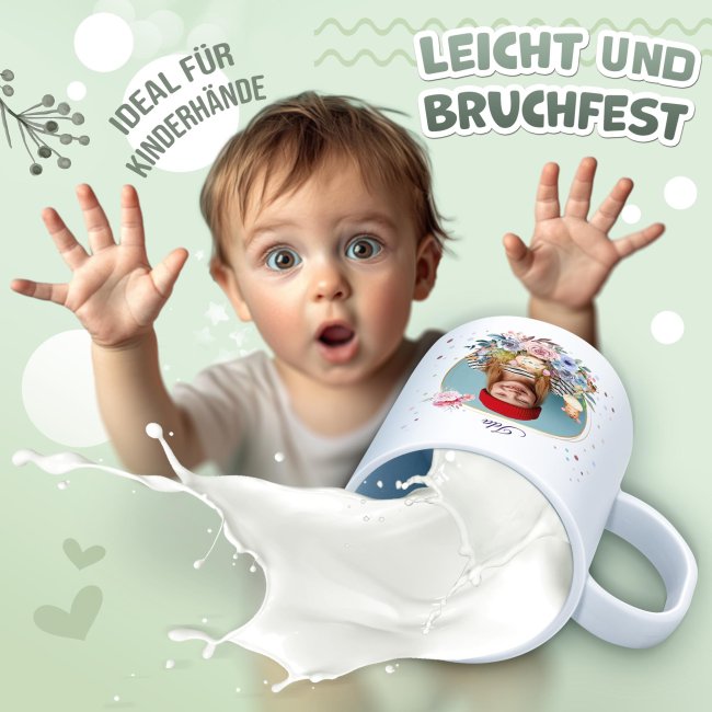 Kunststoff-Tasse f&uuml;r Kinder mit Name und Foto - Blumenkranz mit Tiere