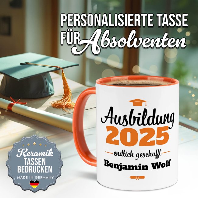 Tasse zur Ausbildung mit Name &amp; Jahr - Endlich geschafft - Innen &amp; Henkel Orange