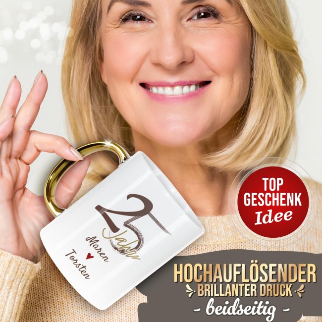 Tasse mit Goldhenkel zur Silberhochzeit - 25 Jahre Unsere Liebe w&auml;chst mit jedem Jahr - mit Namen und Datum
