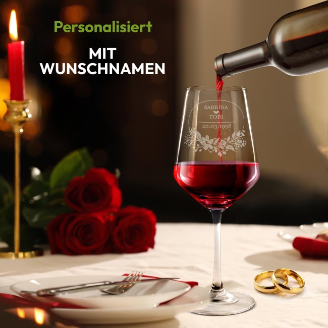 Rotweinglas mit Gravur - Kranz - mit Namen &amp; Datum