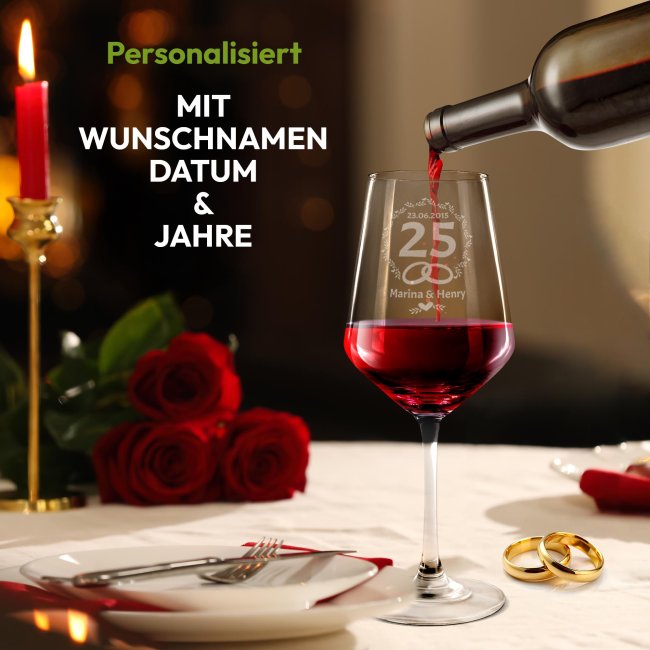 Rotweinglas mit Gravur - Ringe - mit Name