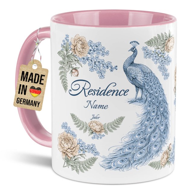 Personalisierte Vintage-Tasse - Pfau Residence - mit Name &amp; Jahr - Wei&szlig;