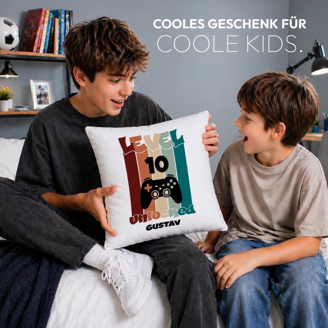 Personalisiertes Kissen f&uuml;r Kinder zum Geburtstag - Level unlocked - mit Name &amp; Zahl - Wei&szlig;, 40 x 40 cm, inkl. F&uuml;llung