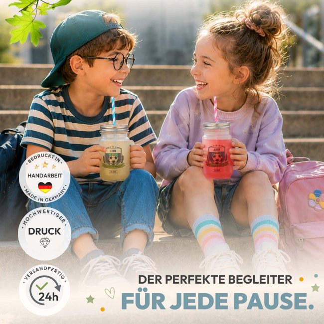 Personalisiertes Trinkglas mit Strohhalm zur Einschulung - Schulstarter, Fu&szlig;ball - mit Name &amp; Jahr - Glas satiniert