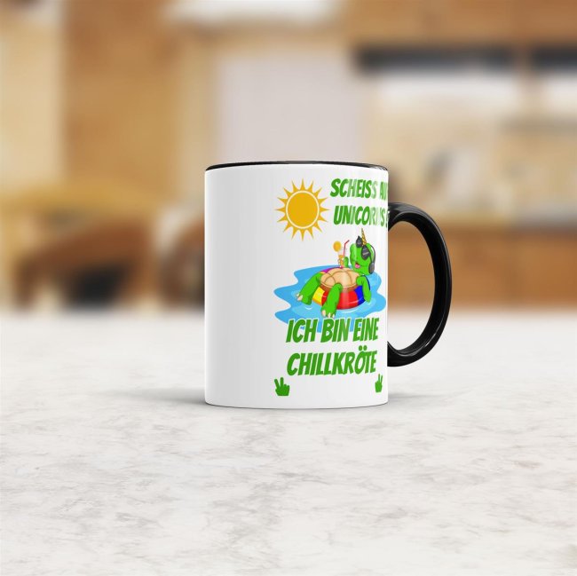 Tasse Scheiss auf Unicorns ich bin eine Chillkr&ouml;te Schwarz