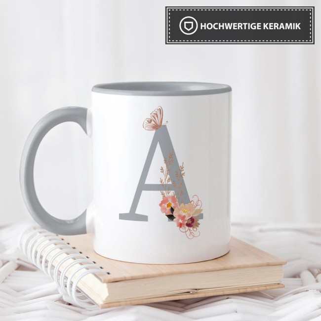 Buchstaben-Tasse mit Blumen Buchstabe A - Innen & Henkel Grau 