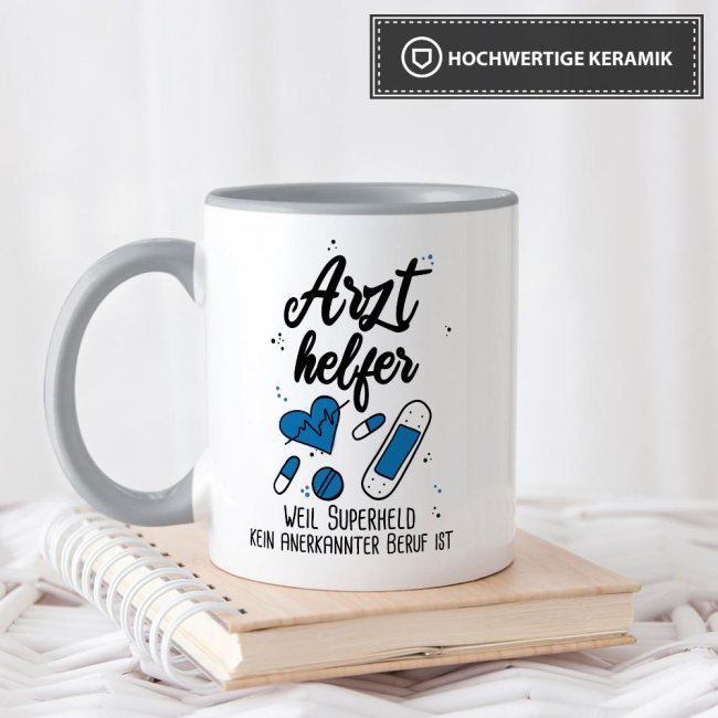 Berufe-Tasse Superheld Arzthelfer - Grau