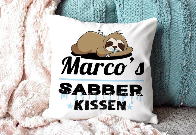 Kissen Faultier personalisiert mit Wunschname - Sein Sabberkissen - Farbkissen R&uuml;ckseite Schwarz