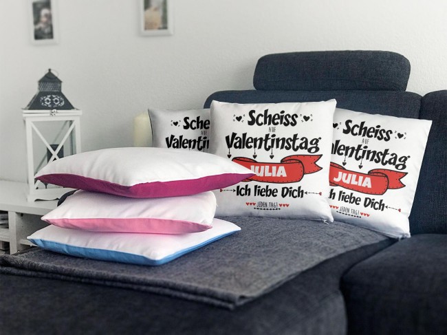 Kissen mit  Wunschname selbst beschriften - Schei&szlig; auf Valentinstag - Farbkissen R&uuml;ckseite Rosa